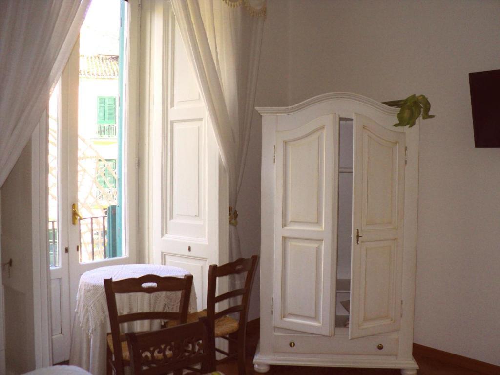 Casa Mariannina Bed & Breakfast 2*
